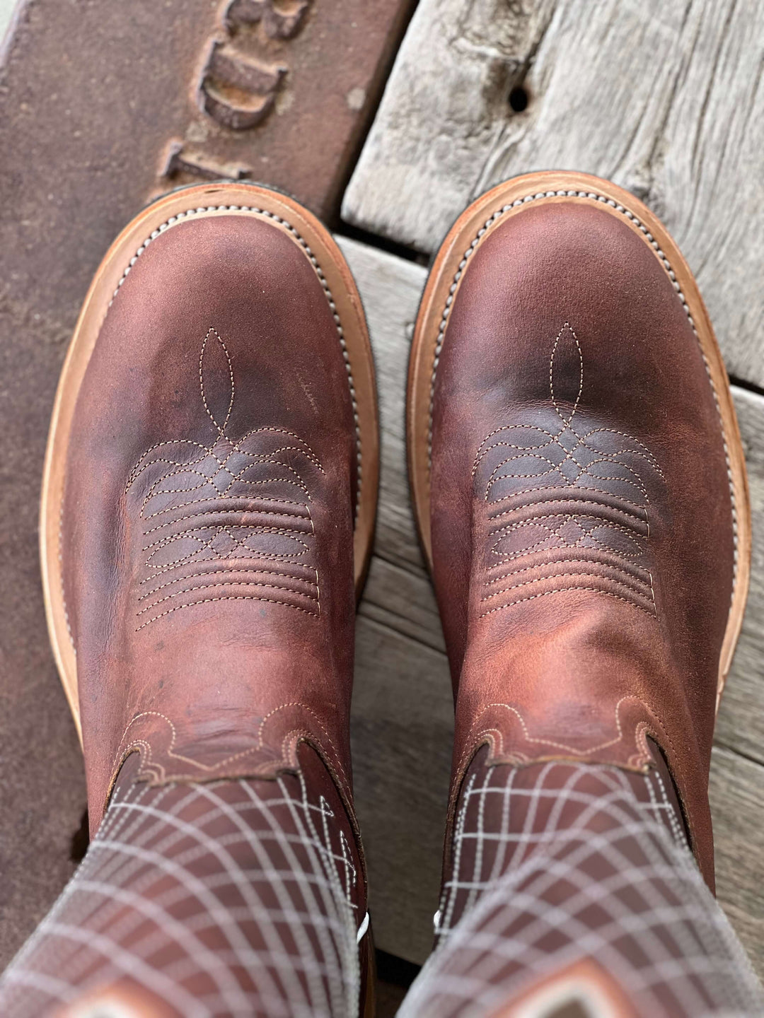 Fenoglio Boot Co. | Tan Fuji Work Boot | Toe View