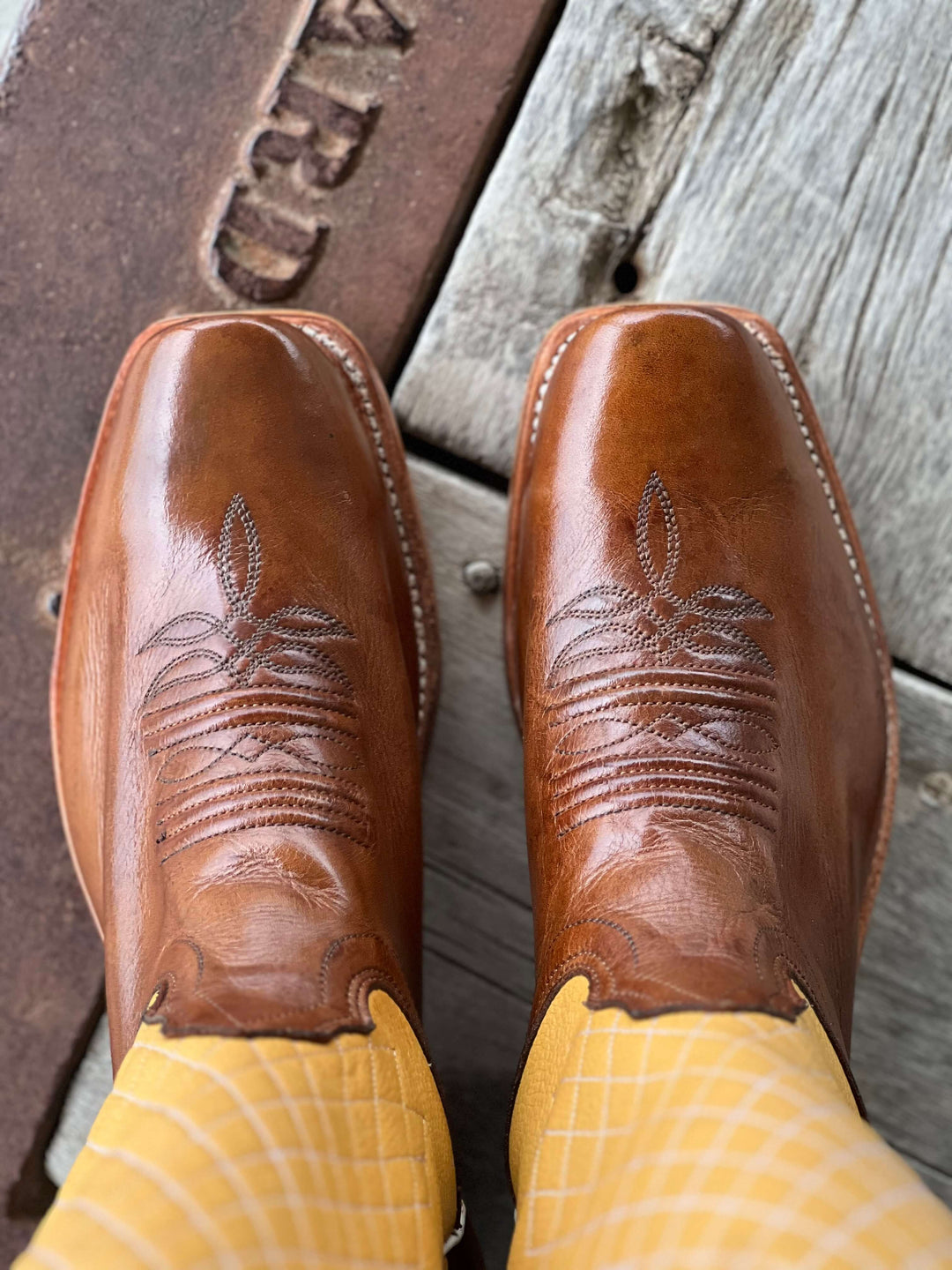 Fenoglio Boot Co. | Tan Ranch Hand Boot