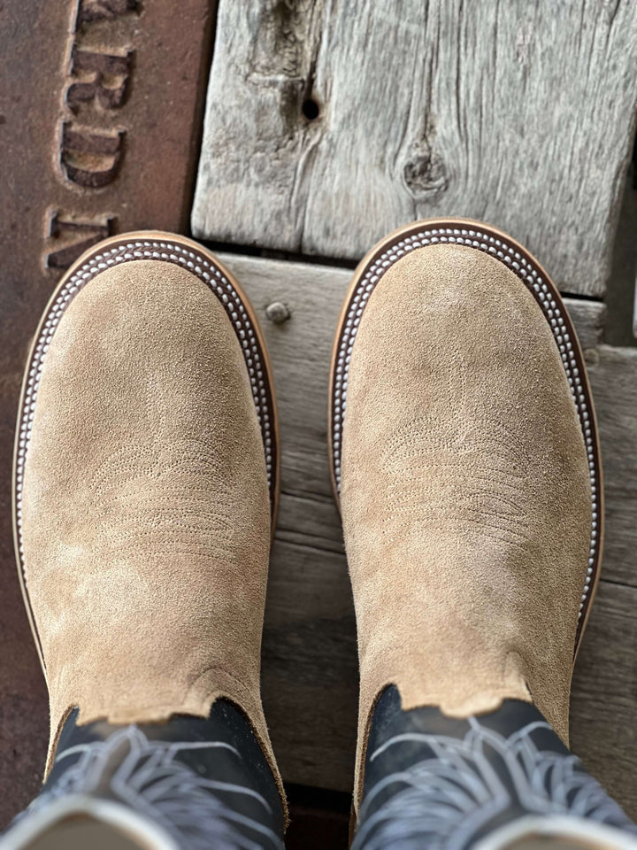 Anderson Bean | Tan Crazyhorse Roughout Roper Toe Boot | Toe View