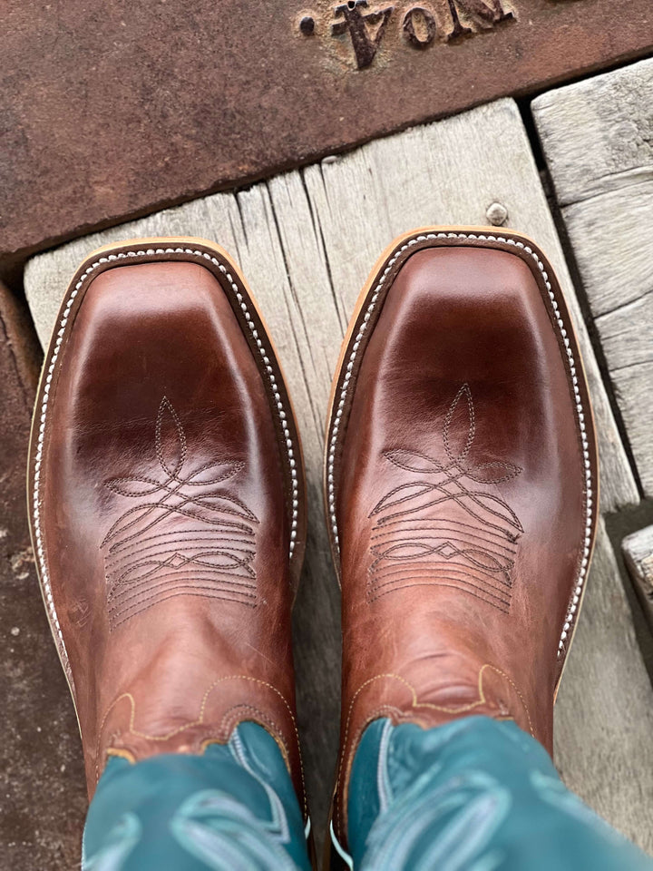 Olathe Boot Co.  | Chocolate Horsebutt Tall Top Boot View | Toe View