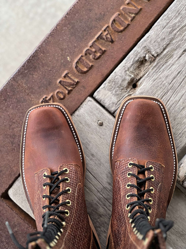 Olathe Boot Co.  | Saddle Elk Butt Lacer Boot | Toe View