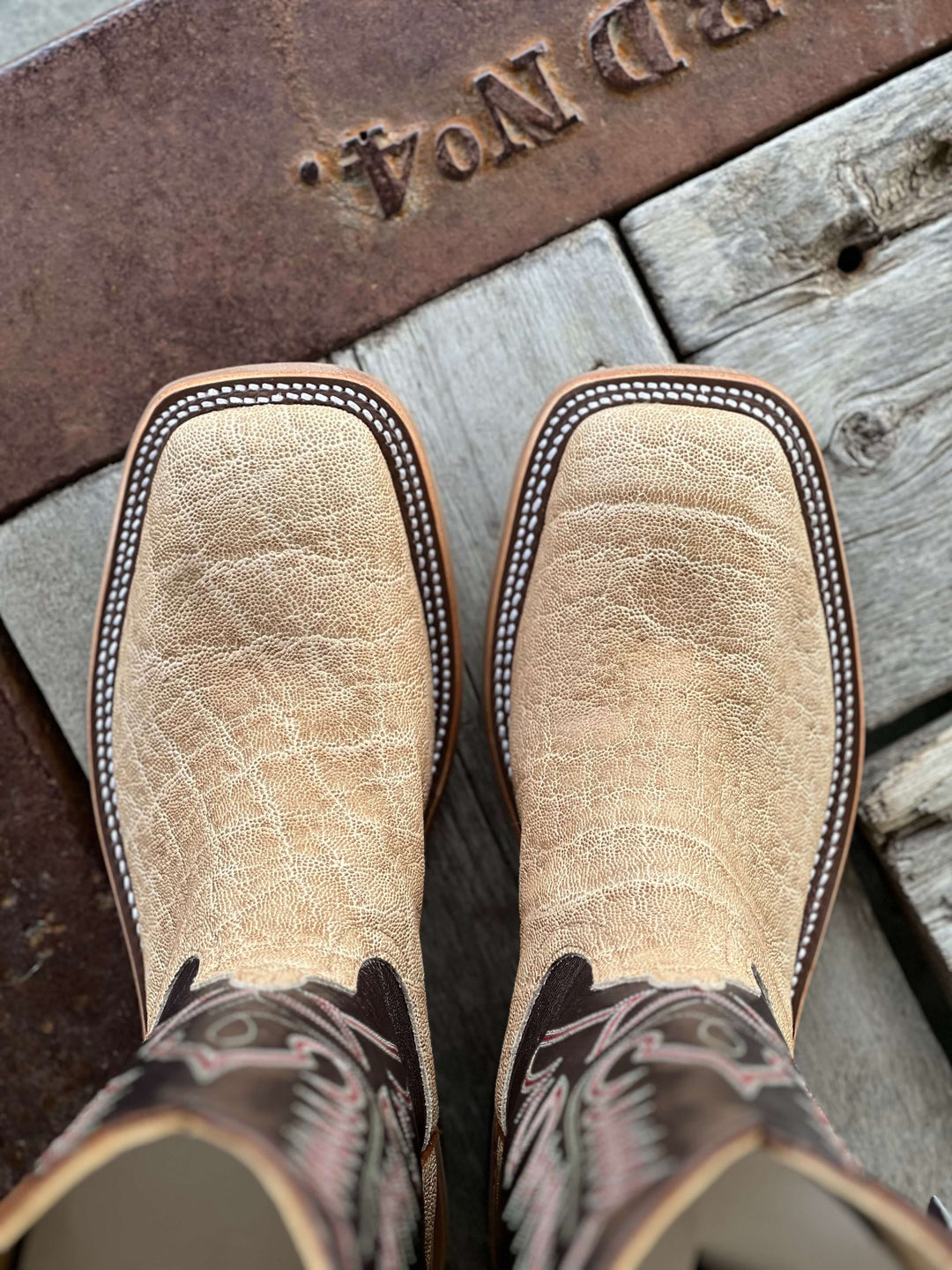 Anderson Bean | Umber Bruciato Elephant Boot | Toe View
