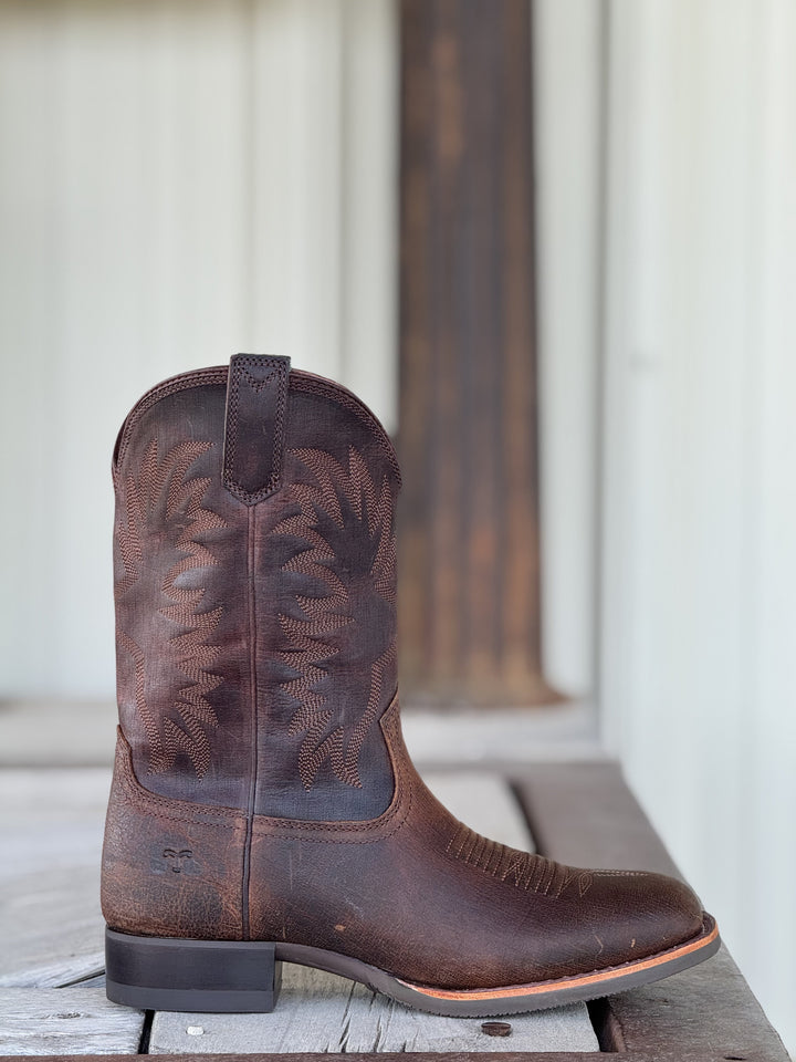 Tecovas | The Dusty Boot Cigar | Side View