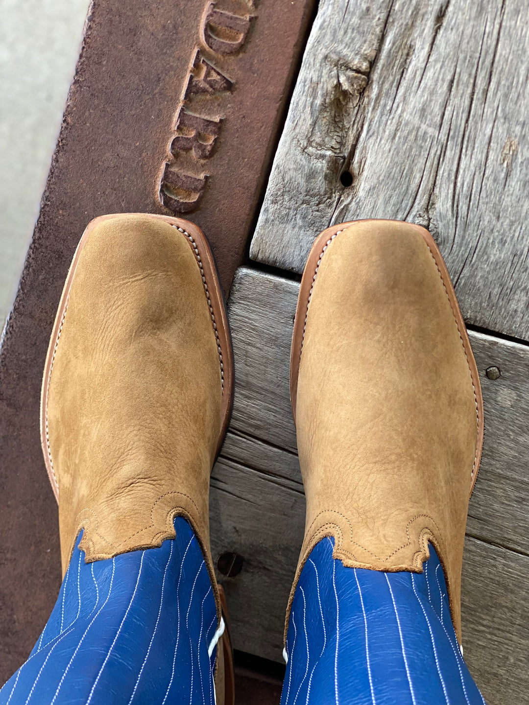 Fenoglio Boot Co. | Havana Nubuck  Boot | Toe View