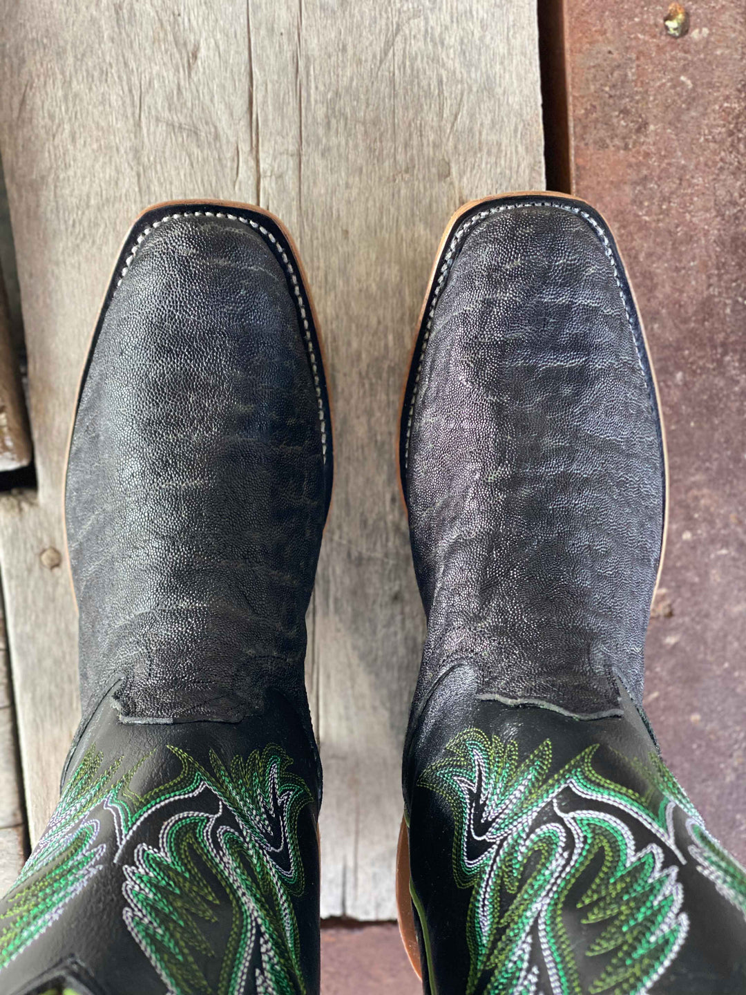 Toe View Fenoglio Boot Co. | Olive Vintage Elephant Boot