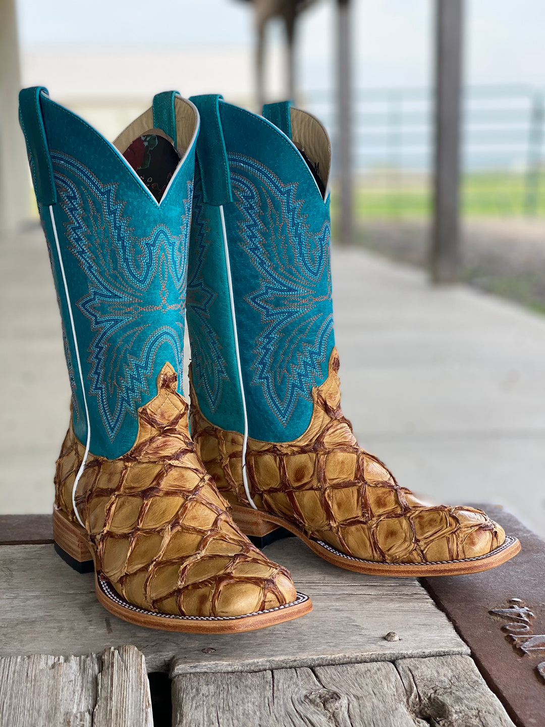 Macie Bean | Top Hand Antique Bass Ladies Boot