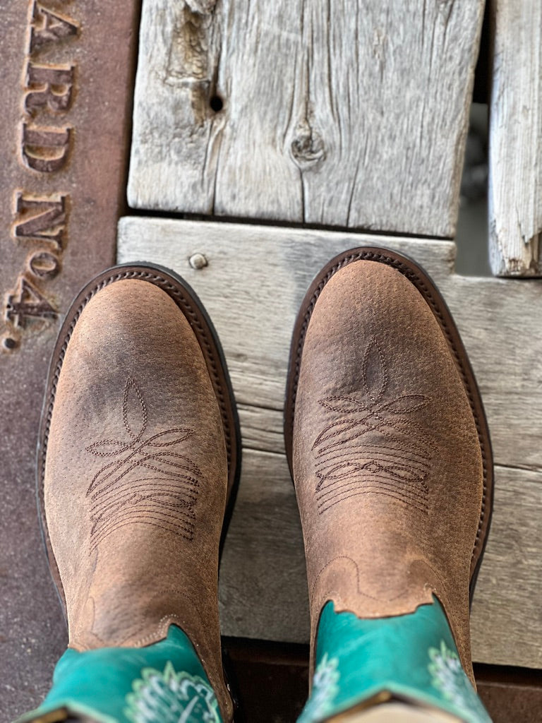 Olathe Boot Co. | Chocolate Sow DayHand Boot | Toe View