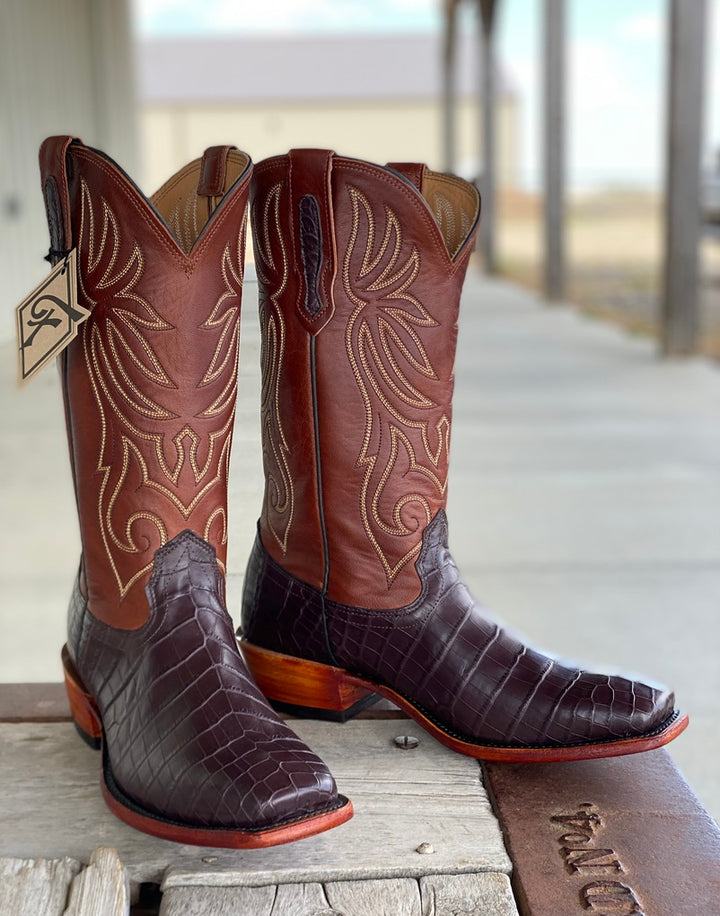 Front view Fenoglio Boot Co. | Chocolate Nile Crocodile Boot