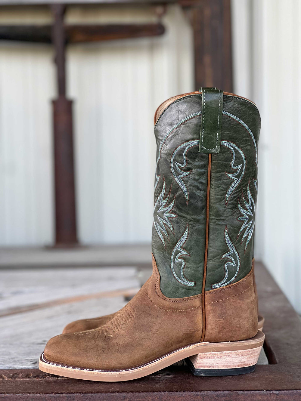 Side View Olathe Boot Co. | Natural Brahma Bison/Jade Navajo Boot