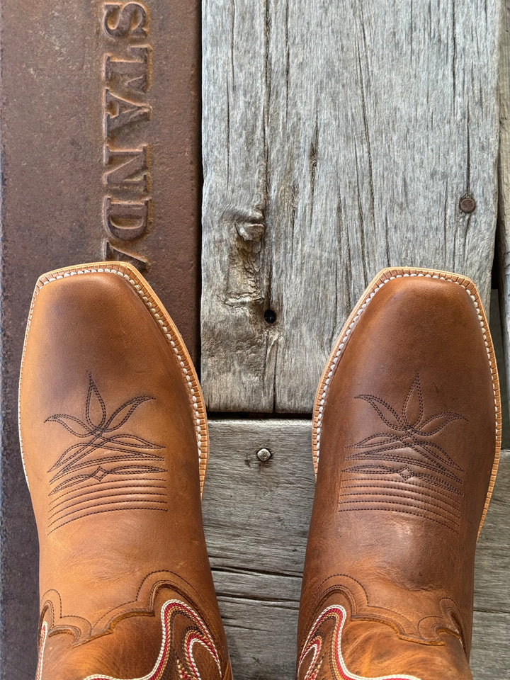 HYER Boot Co. | McCune Brown Butter Cowhide Boot | Toe View