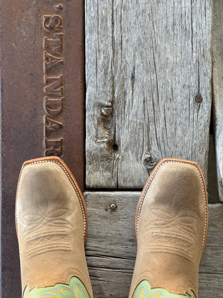 HYER Boot Co. | Rose Hill Sand Roughout Boot | Toe View