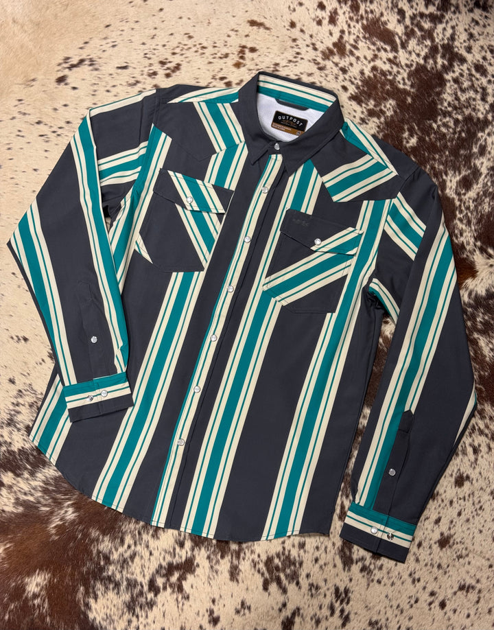 Outpost Performance Green Vintage Pearl Snap LS Shirt