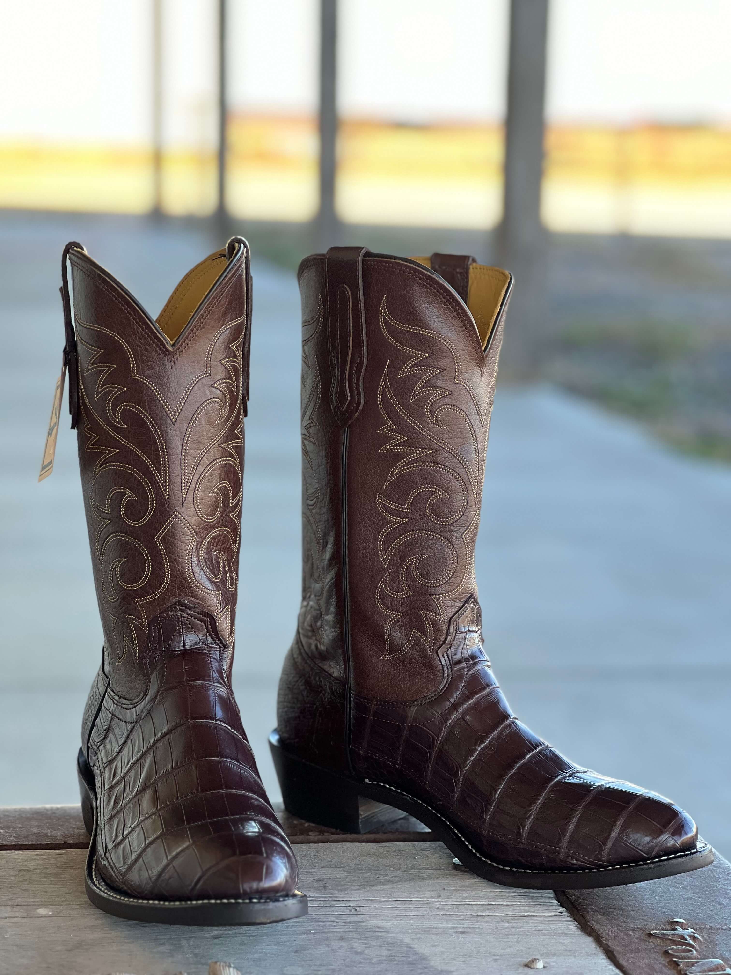 Fenoglio Boot Co. | Chocolate Nile Boot – Outpost Western Store
