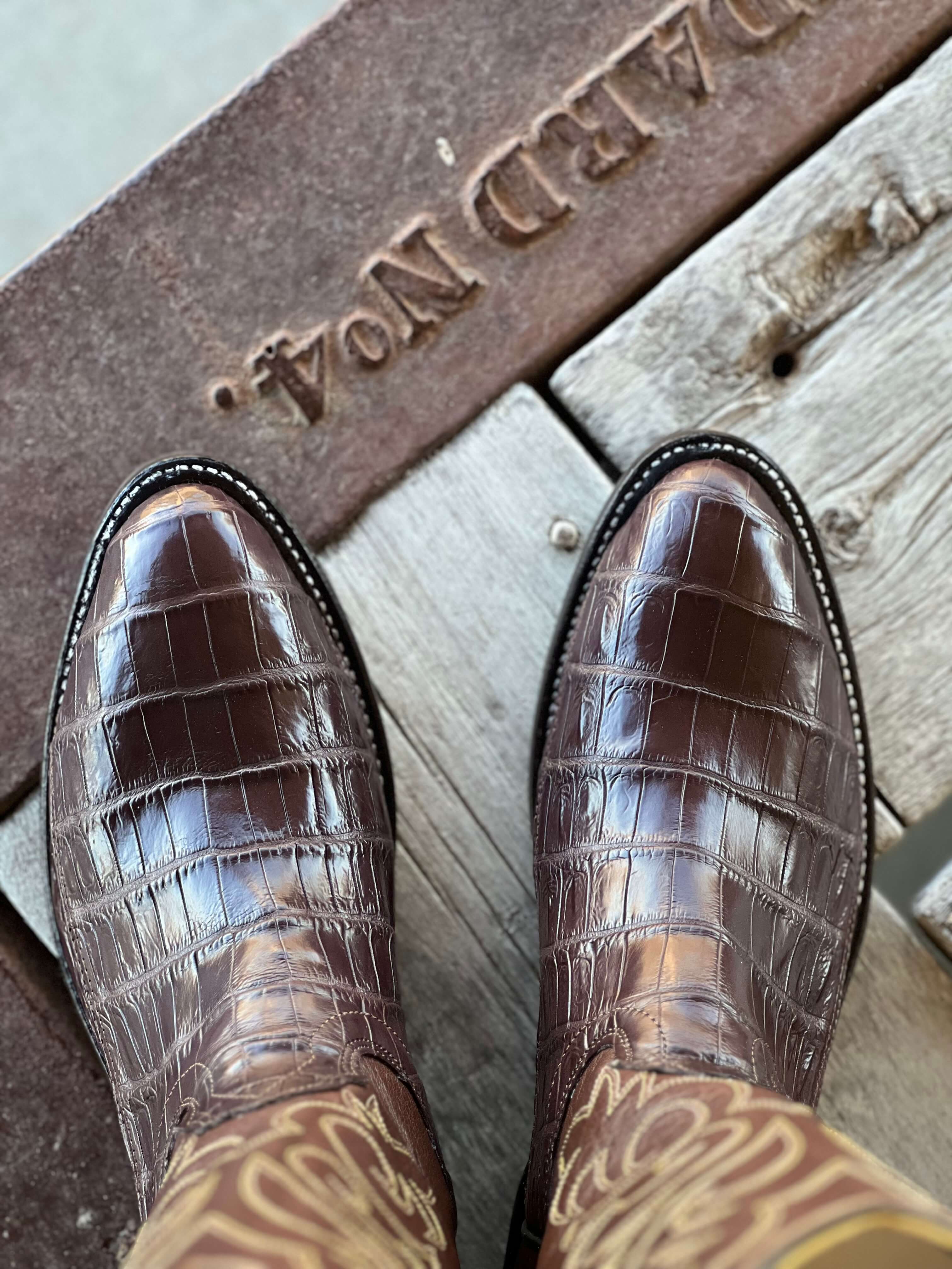 Fenoglio Boot Co. | Chocolate Nile Boot – Outpost Western Store