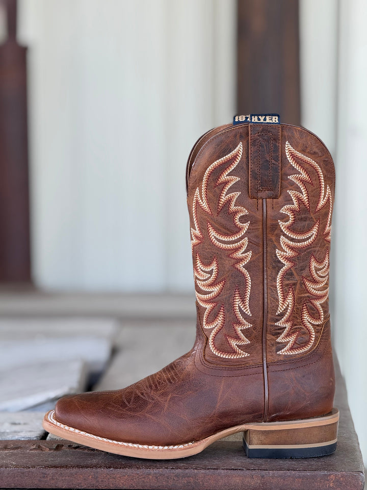 HYER Boot Co. | Topeka Saddle Tan Crunch Cowhide Boot | Side View