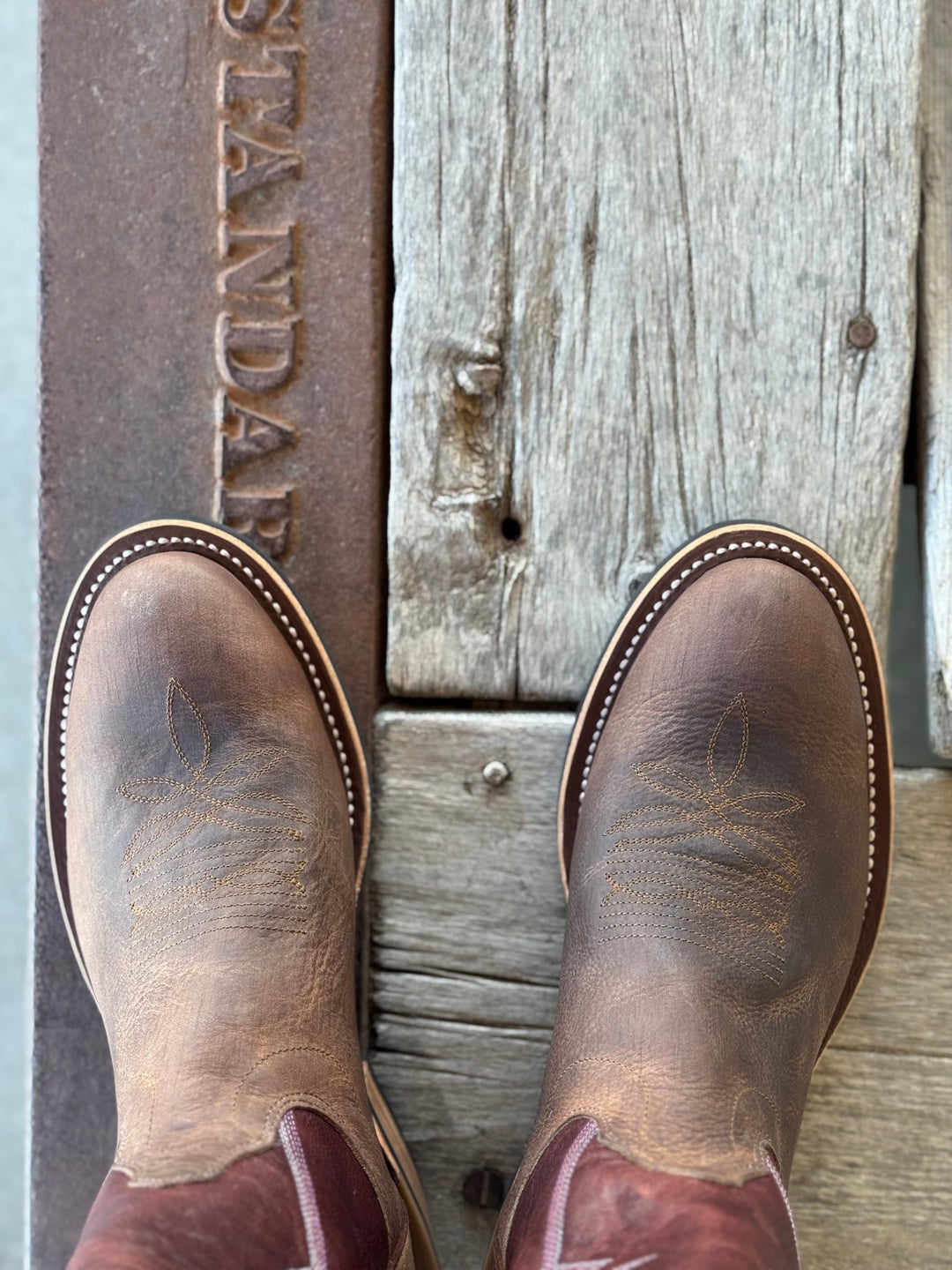 Olathe Boot Co. | Angry Elk Dayhand Boot | Toe View