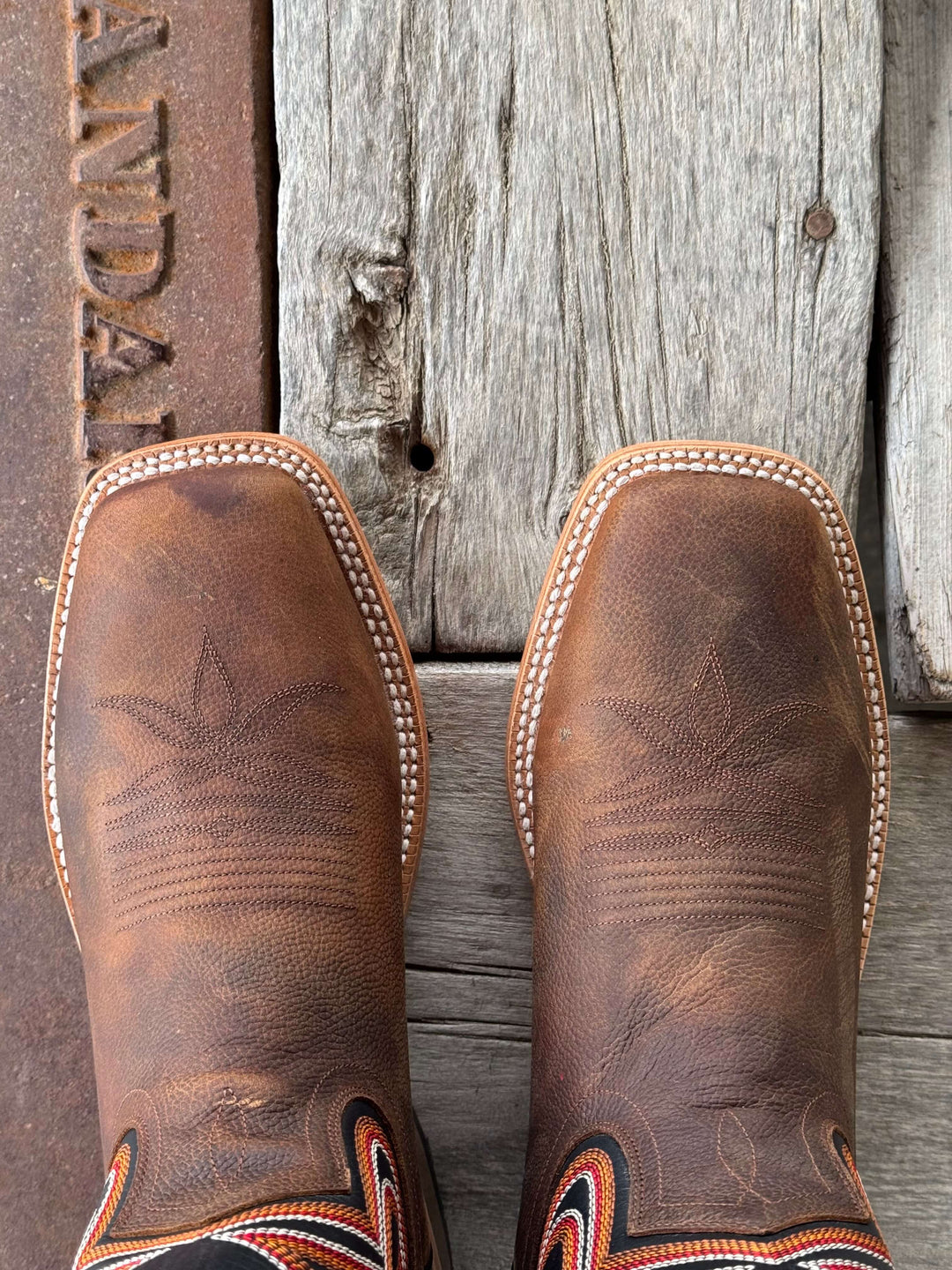 HYER Boot Co. | Walton Brown Arena Cowhide Boot | Toe View