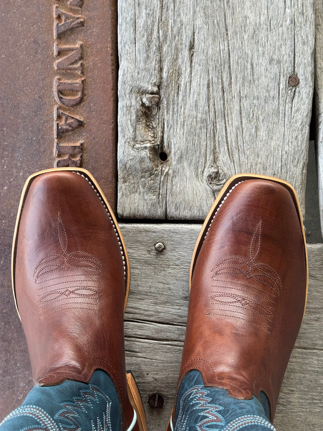 Horse Power Top Hand | Whiskey Vaquero Boot | Toe View