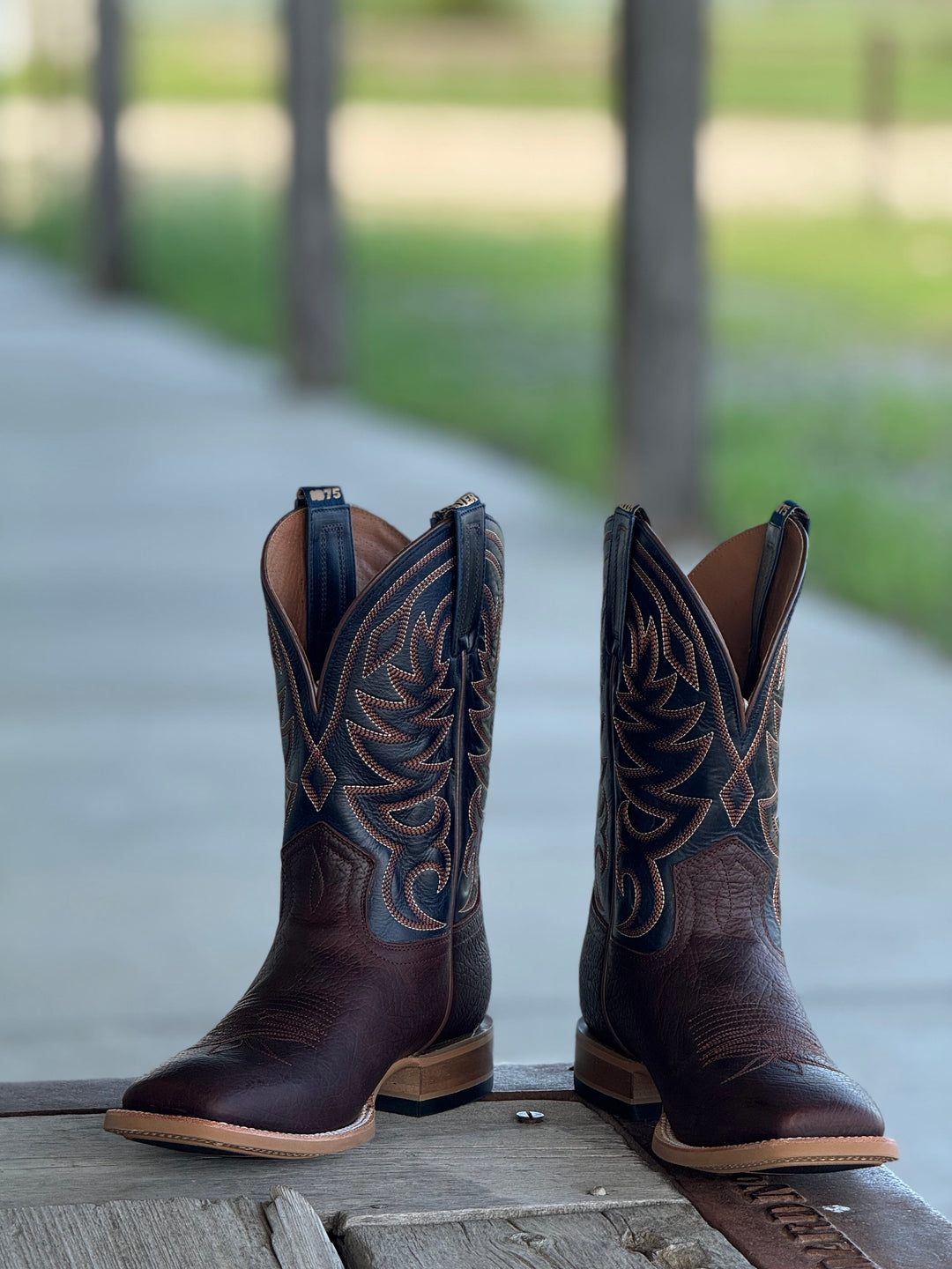 HYER Boot Co. | Clyde Pebbled Walnut Boot