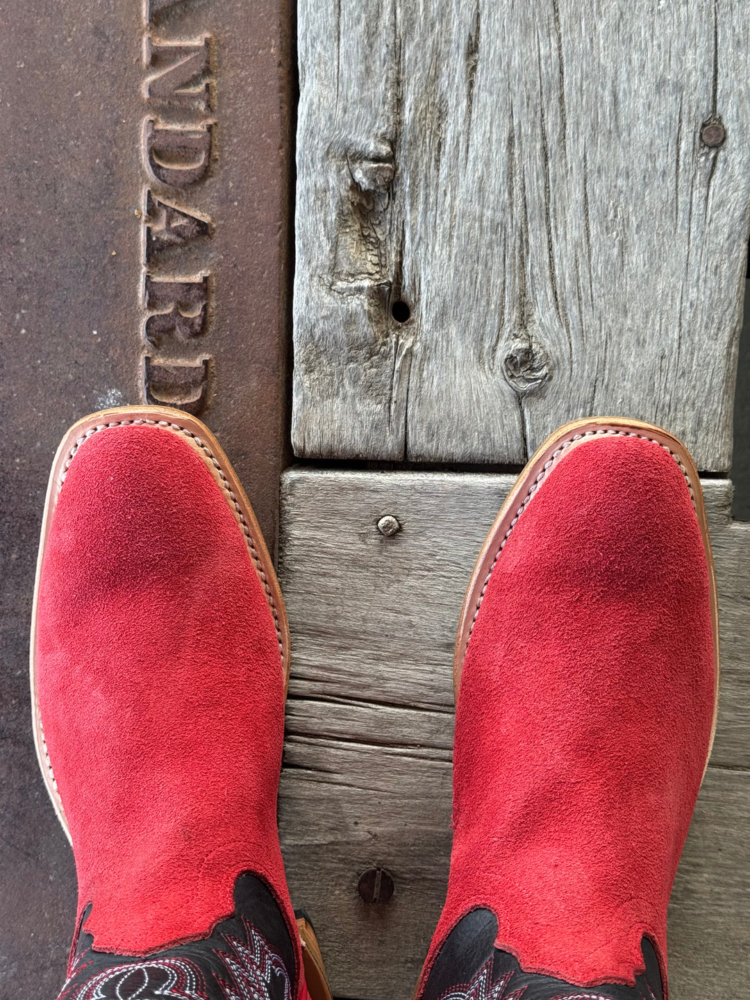 Fenoglio Boot Co. | Red Arizona Roughout Boot | Toe View