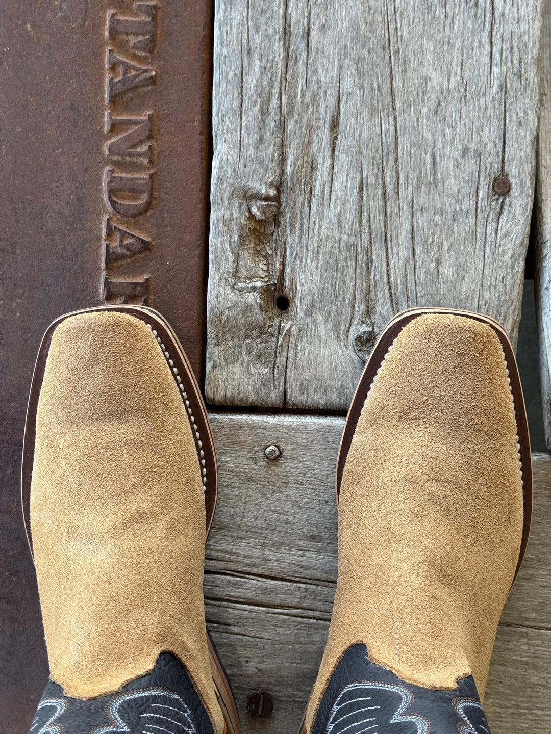 Olathe Boot Co. | Tan Newman O Toe Boot | Toe View
