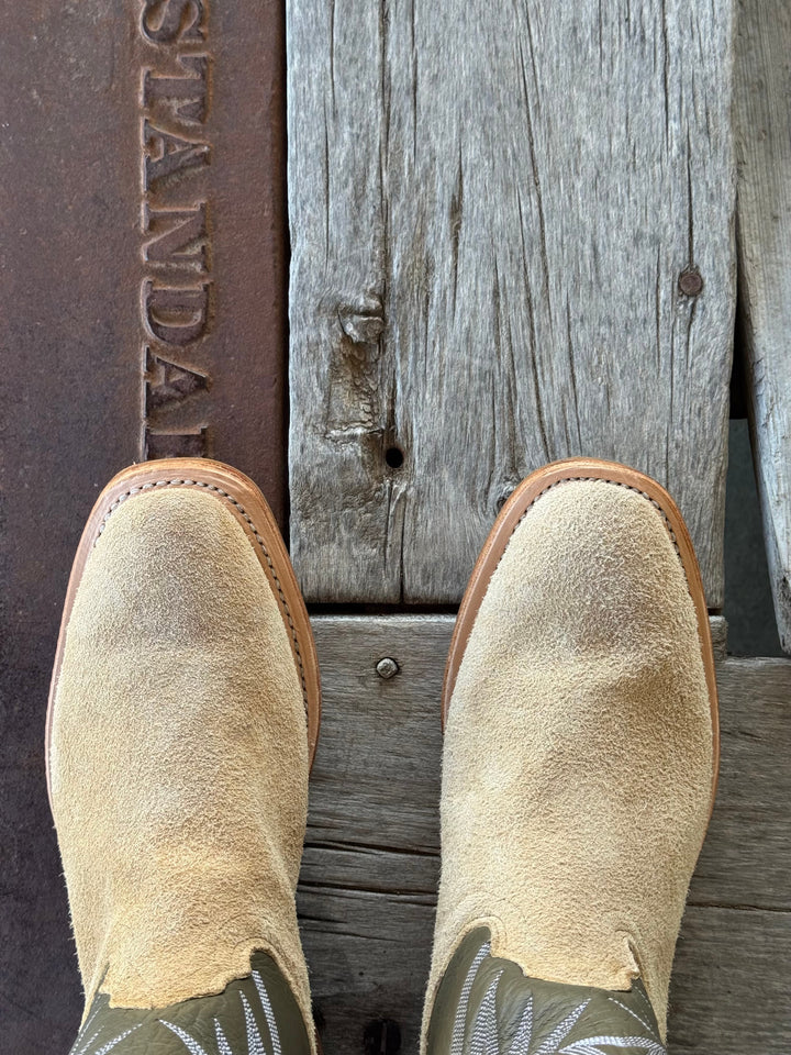 Fenoglio Boot Co. | Tan Victoria Roughout Boot |Toe View