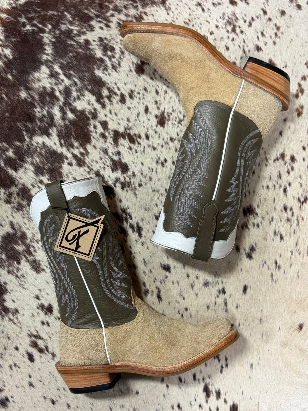 Fenoglio Boot Co. | Tan Victoria Roughout Boot
