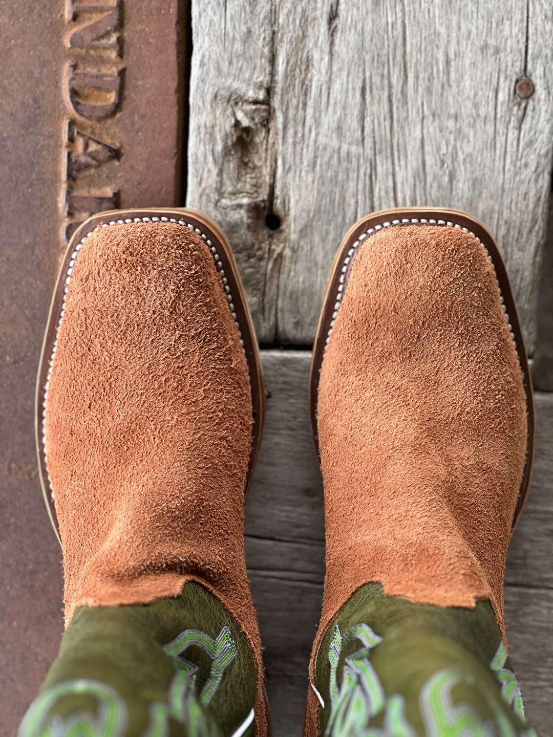 Toe View Olathe Boot Co. | Brown Mule Roughout/Jade Navajo Boot
