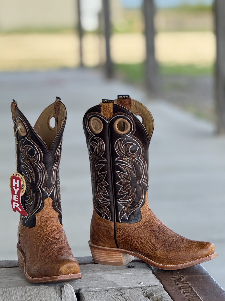 HYER Boot Co. | Riley Tan Oiled Shrunken Shoulder Boot  display picture 2