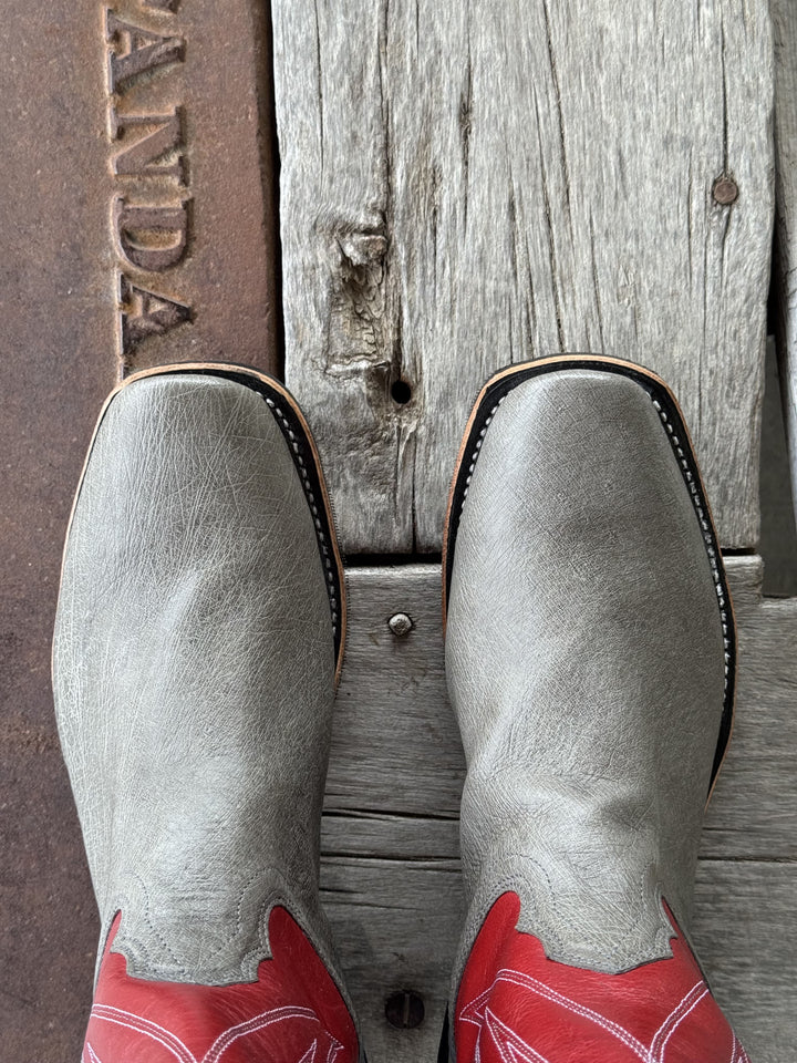 Fenoglio Boot Co. | Serpentine Smooth Ostrich Tall Top Boot | Toe View