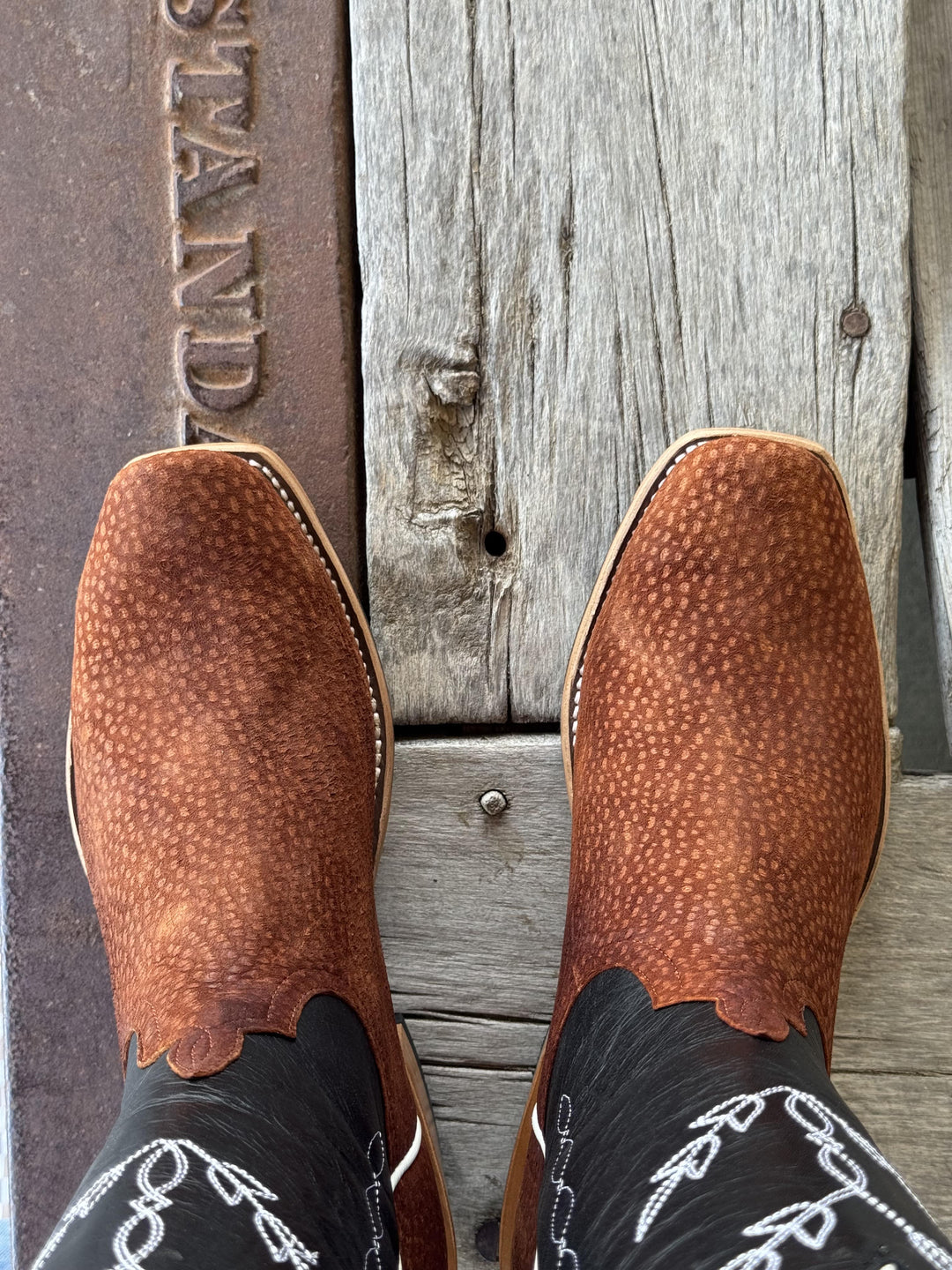 Horse Power Top Hand  | Peanut Carpincho Boot | Toe View