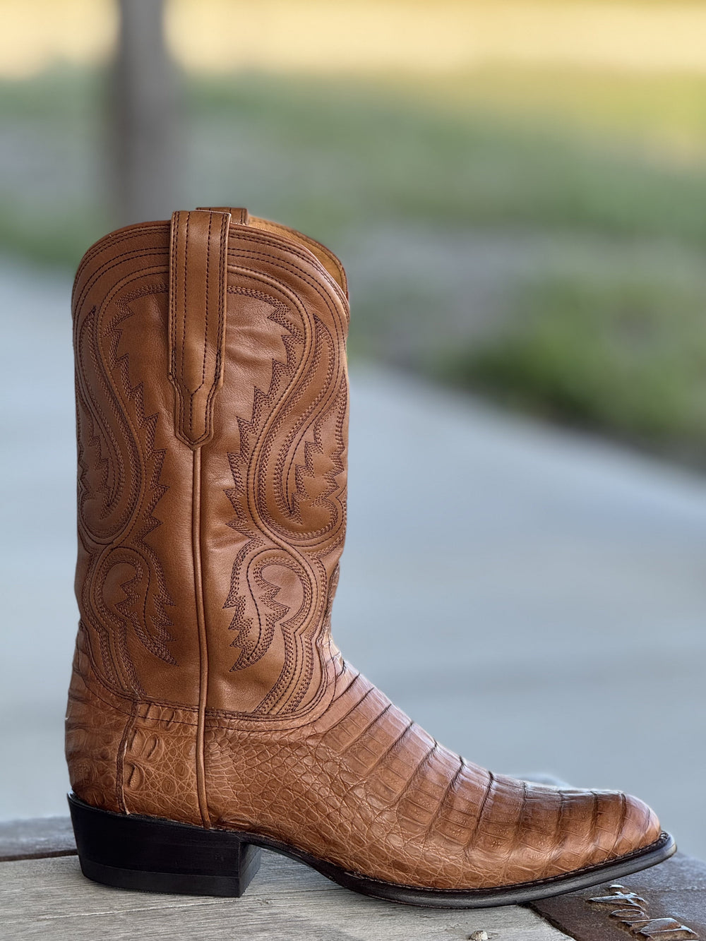 Tecovas | The Dillon Boot Caiman | Side View