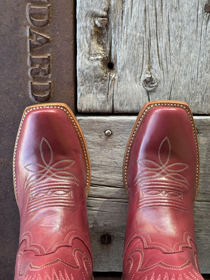 HYER Boot Co. | Leawood Red Cowhide Boot | Toe View