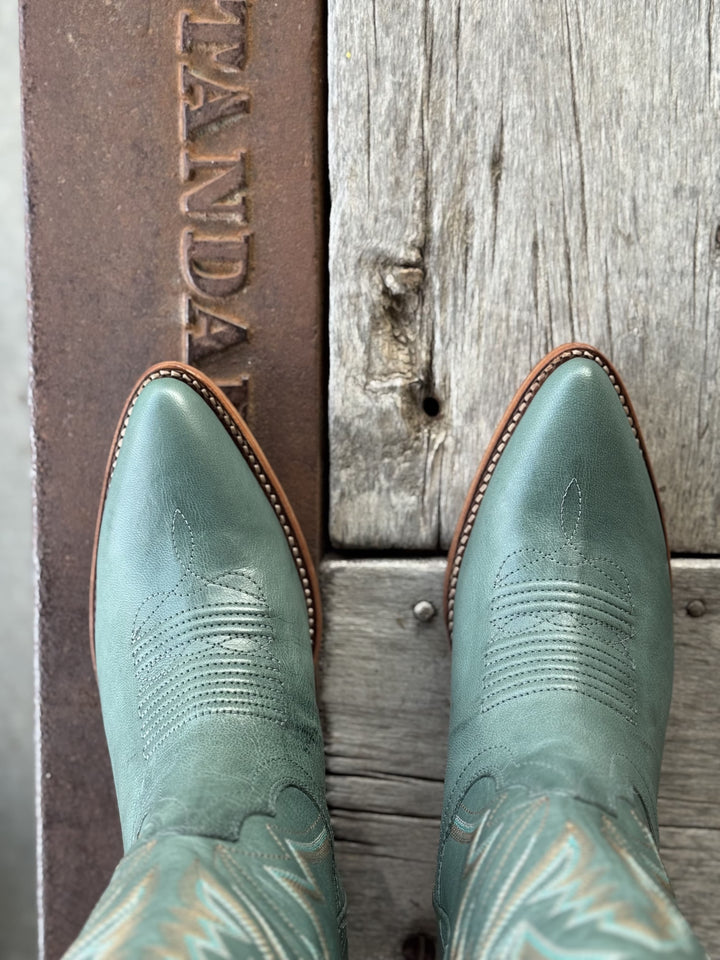 Tecovas | The Abby Boot Sagebrush | Toe View