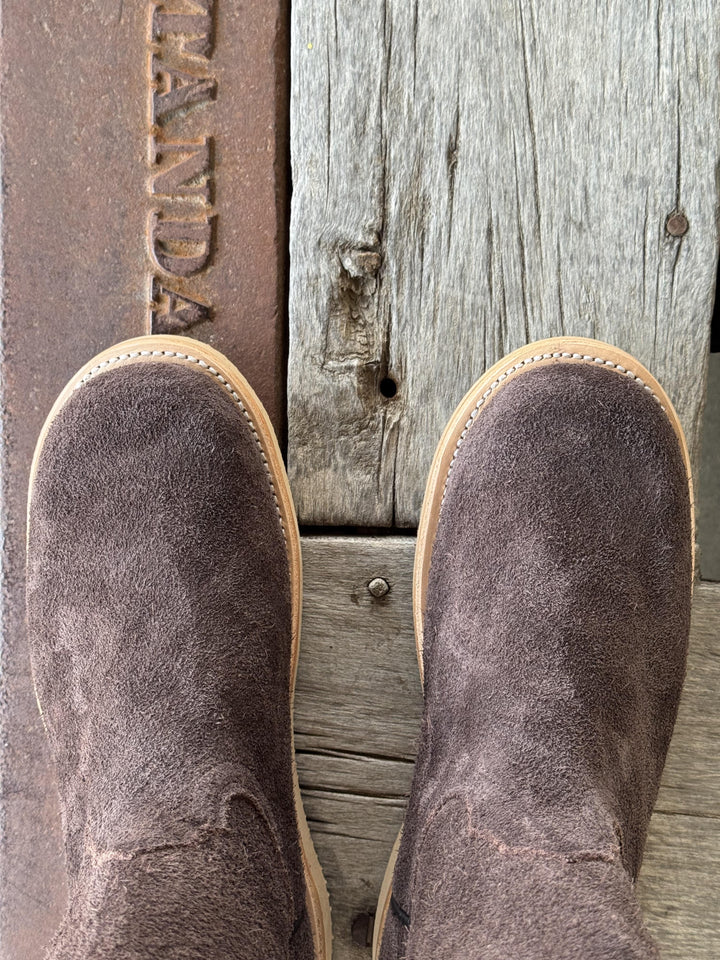 Fenoglio Boot Co. | Chocolate Fuji Roughout Work Boot | Toe View