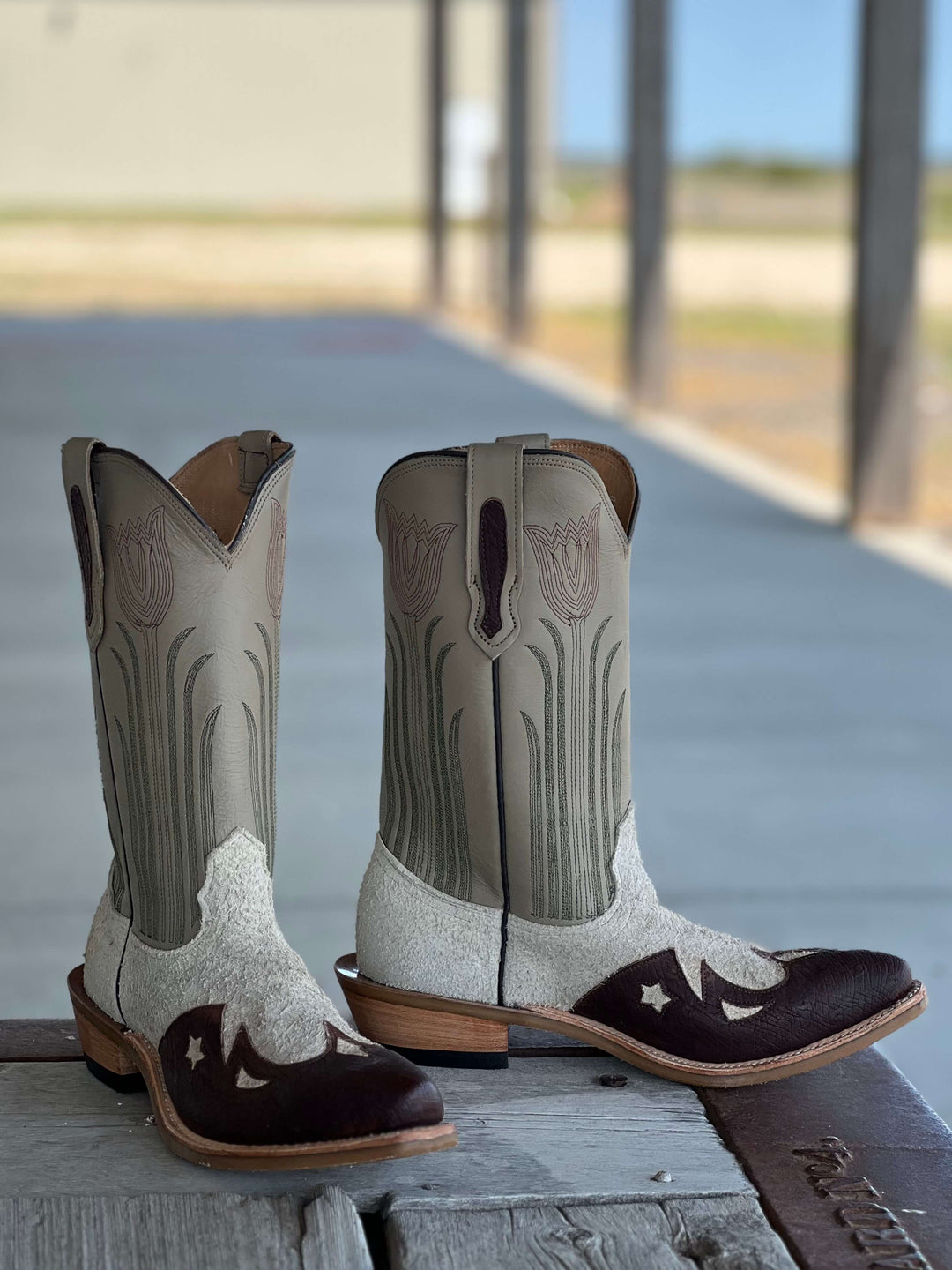 Fenoglio Boot Co. | Cream Roughout Wingtip Boot