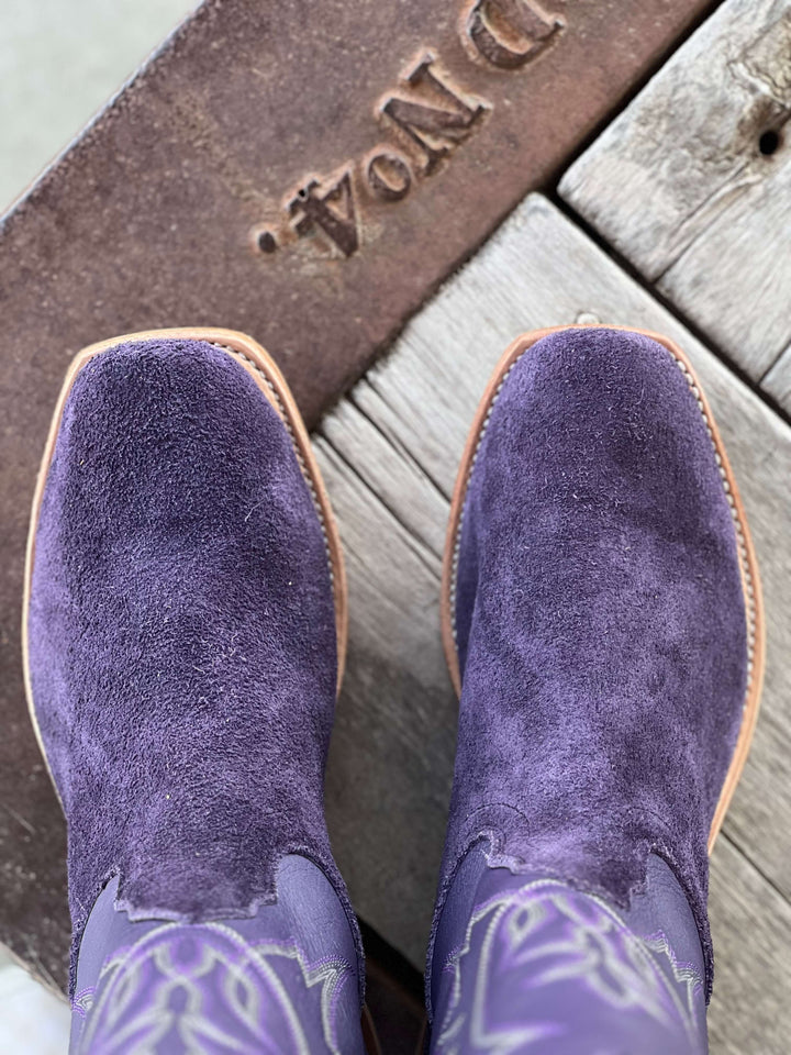 Fenoglio Boot Co. | Grape Motochap Roughout 0 Toe Boot | Toe View