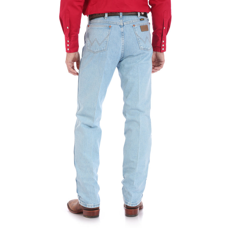 Back View Wrangler | Cowboy Cut® Original Fit Bleach Jean