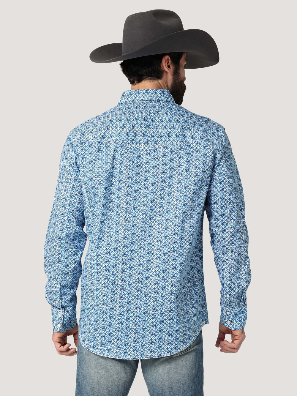 Full back view Wrangler | 20X Competition Blue Print LS Shirt