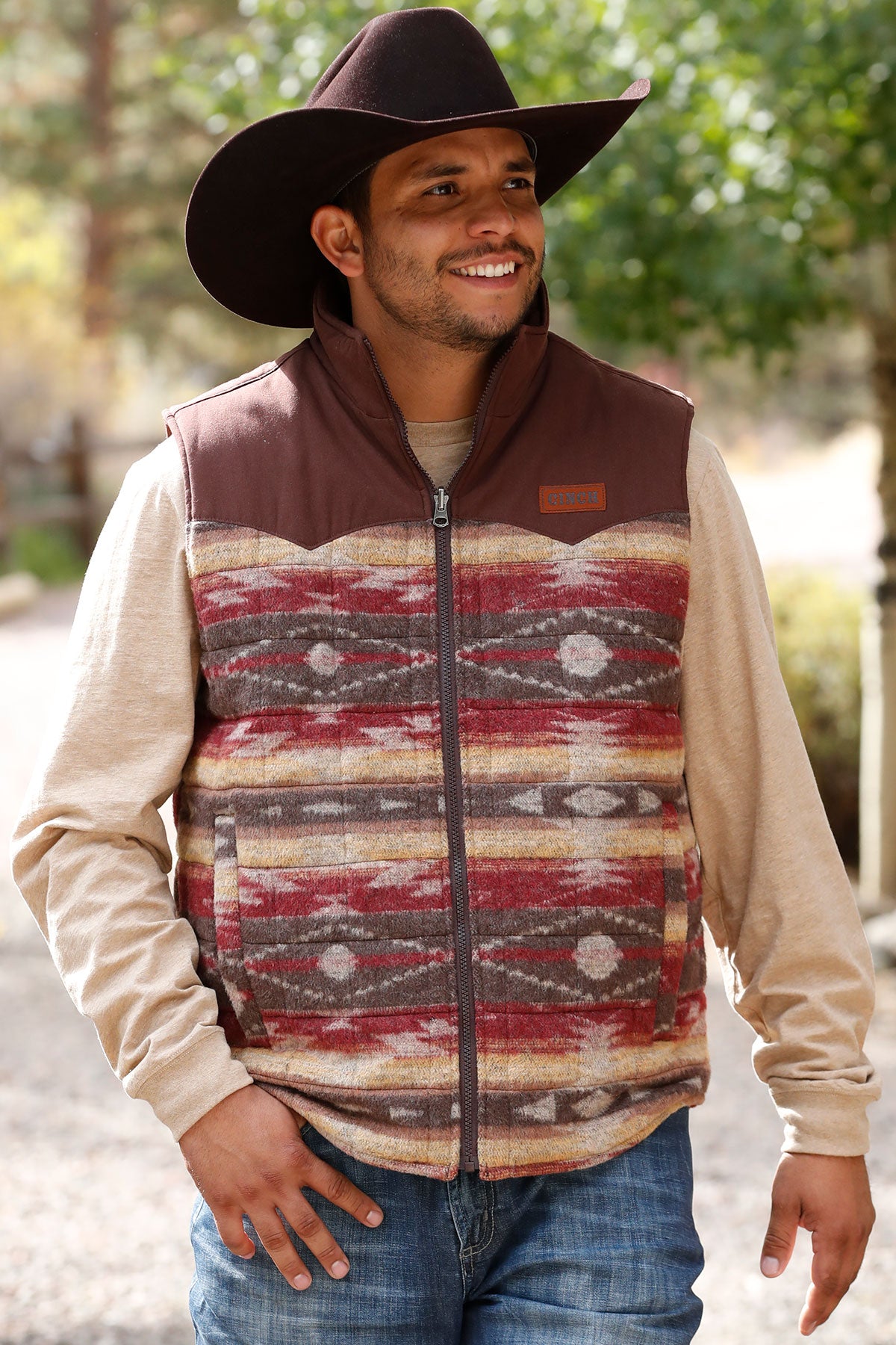 Cinch | Reversible Southwest Quilted Vest – Outpost Western Store