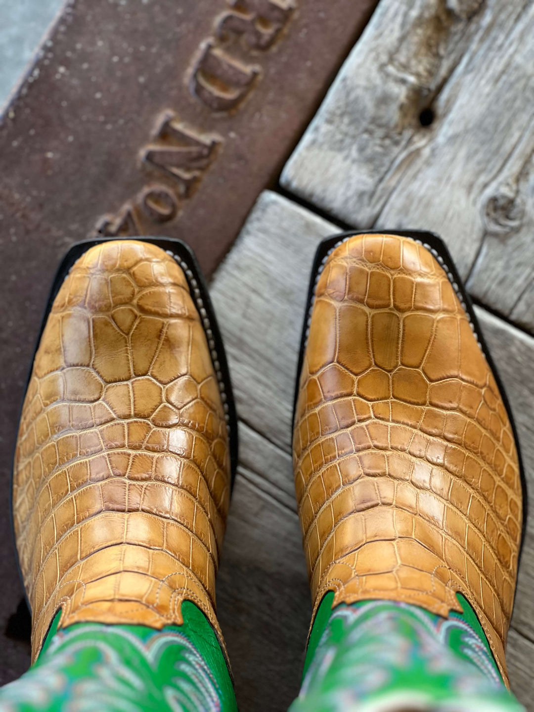 Toe View Fenoglio Boot Co. | Antique Saddle Nile Crocodile Boot