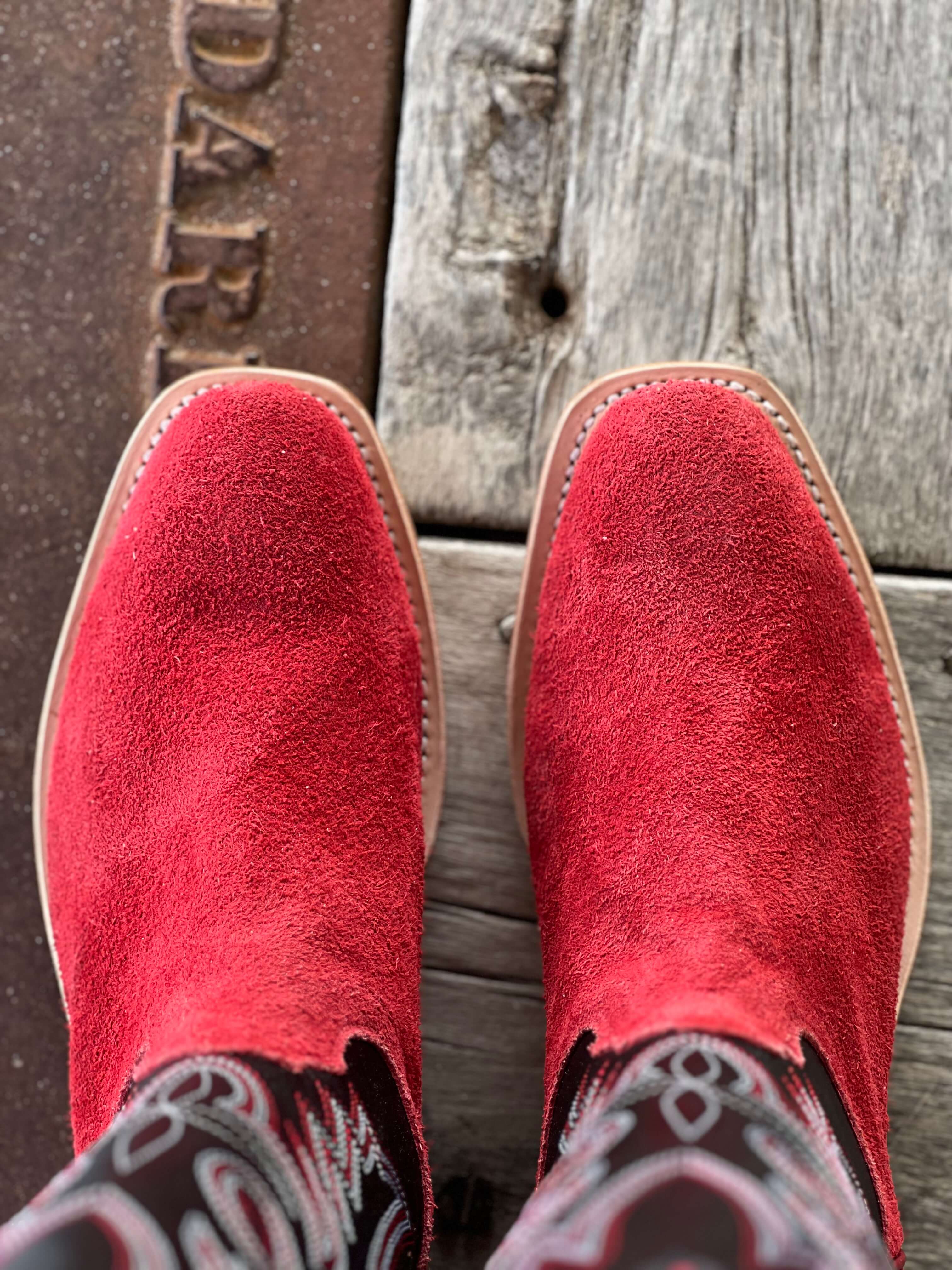 Red suede mens on sale boots