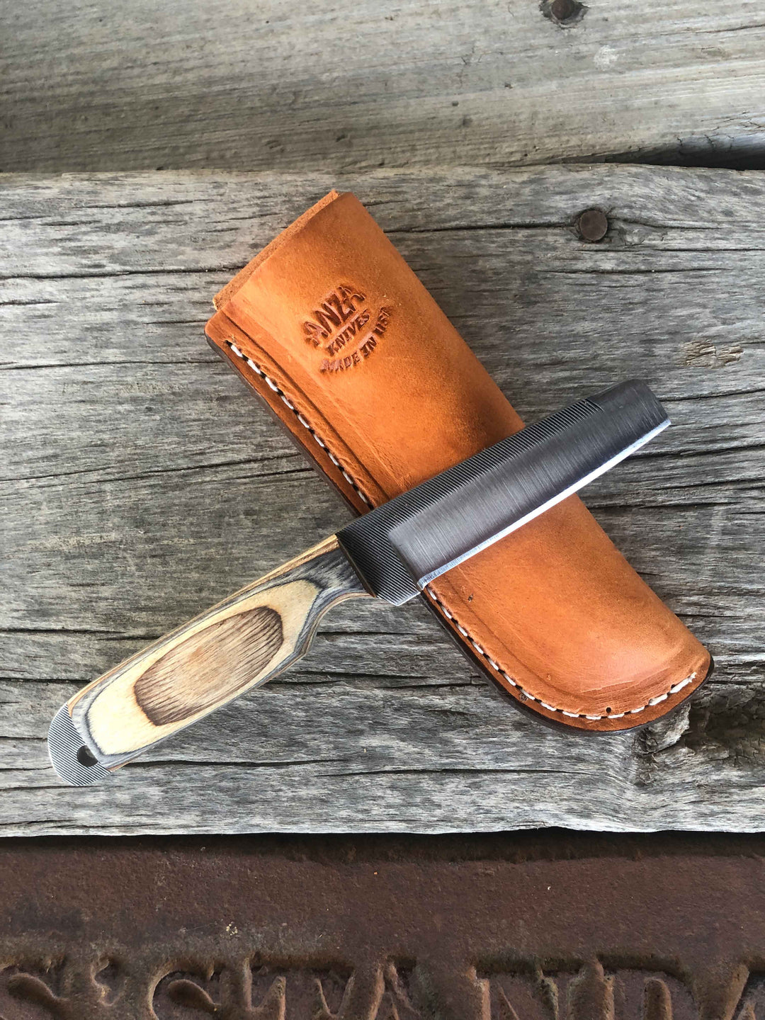 Anza | Nute Wood Handle Castration Knife