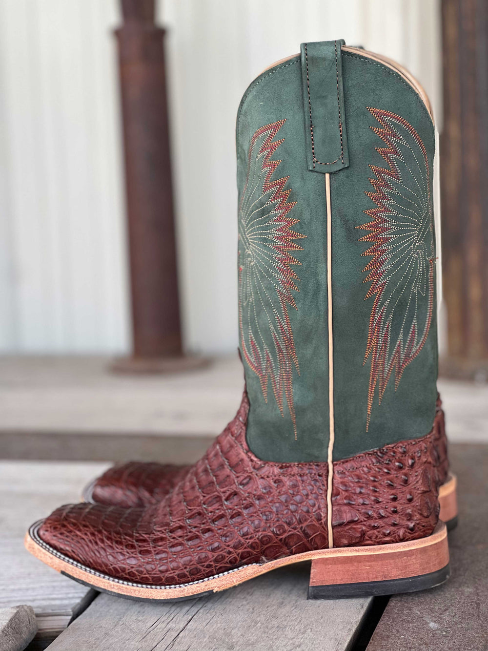 Side View Anderson Bean | Rust Lux Hornback Caiman Boot