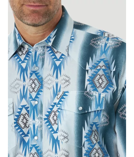 Pocket and pattern detail Wrangler | Checotah Blue/White Aztec Print LS Shirt