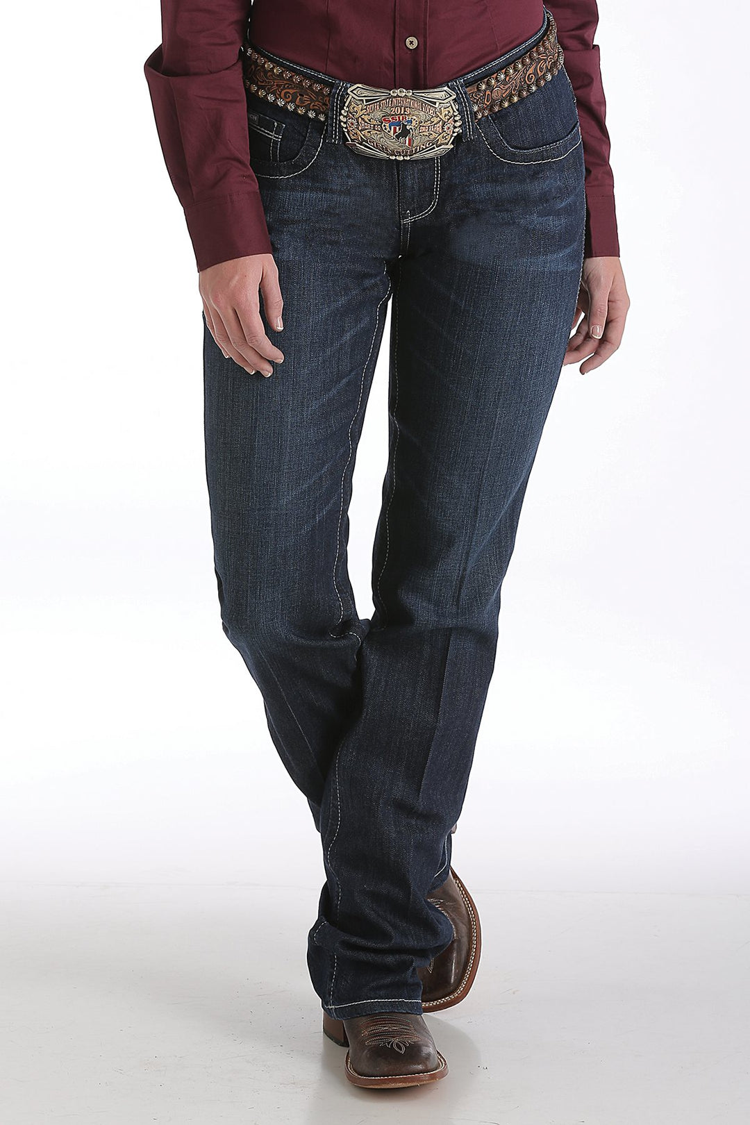Front view Cinch | Ada Relaxed Fit- Dark Stonewash
