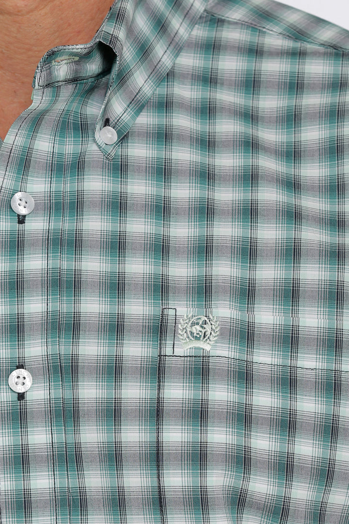Close detail Cinch | Green Plaid LS Shirt