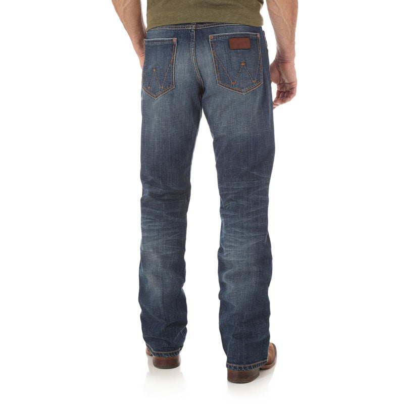 Rear View Wrangler | Retro® Jackson Hole Relaxed Boot Cut Jean