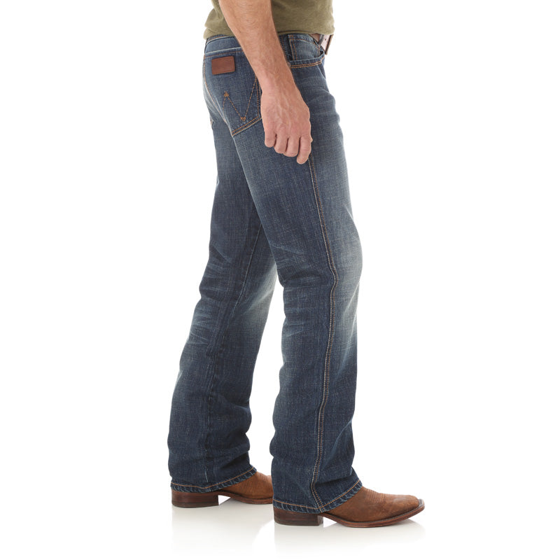 Side view Wrangler | Retro® Jackson Hole Relaxed Boot Cut Jean