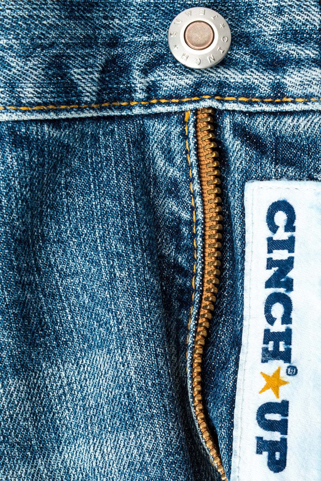 Cinch | White Label Relaxed Fit Medium Stonewash Jean